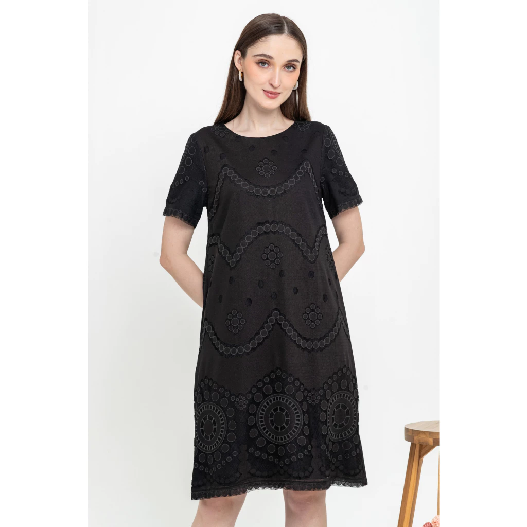 Dress thumbnail 2