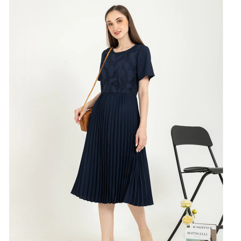 Dress thumbnail 6